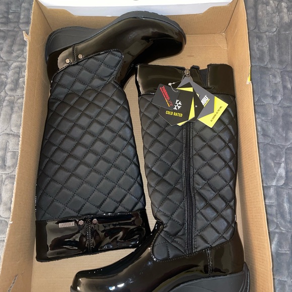 khombu marilyn boots